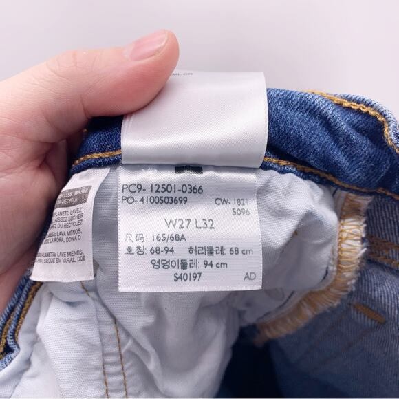 Levi’s 501 High Rise Button Fly Slim Fit Jeans Size 27 - Picture 8 of 8